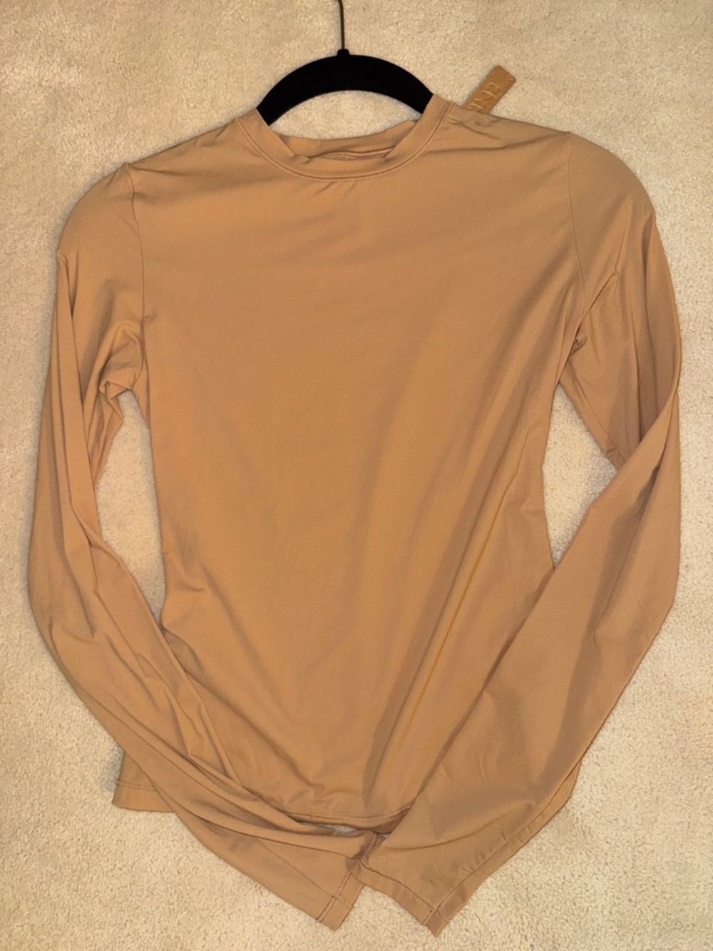 Skims NWT Long Sleeve Crew Neck Top in Ochre